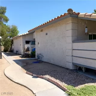 Photo #4: 2736661 Listing 