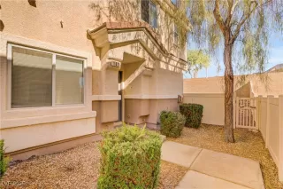 Photo #3: 2736694 Listing 