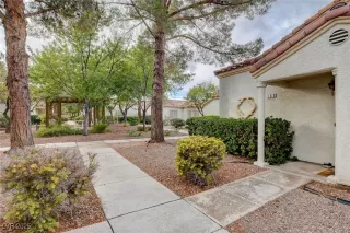 Photo #3: 2736732 Listing 