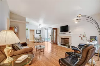 Photo #5: 2736732 Listing 