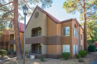 Photo #1: 2736746 Listing 