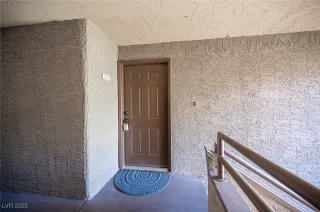 Photo #3: 2736746 Listing 