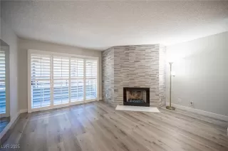 Photo #6: 2736746 Listing 