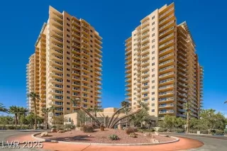 Primary Photo for MLS#: 2736772