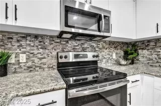 Photo #6: 2736772 Listing 