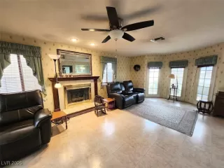 Photo #5: 2736790 Listing 