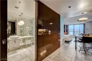 Photo #2: 2736794 Listing 