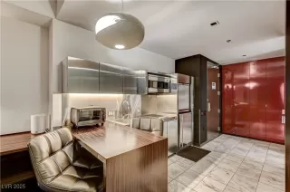 Photo #5: 2736794 Listing 