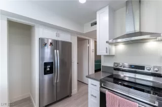 Photo #2: 2736851 Listing