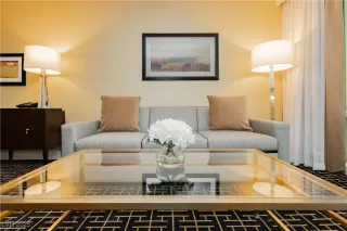 Photo #4: 2736868 Listing 