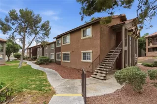 Photo #1: 2736892 Listing 