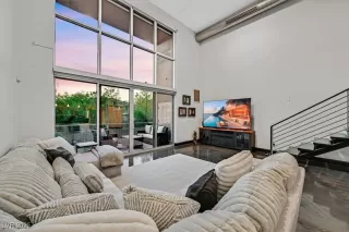 Photo #4: 2736895 Listing 