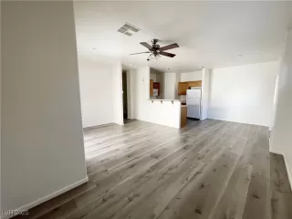 Photo #3: 2736921 Listing 