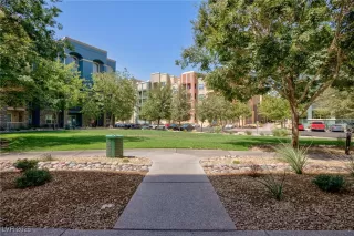 Photo #1: 2736926 Listing