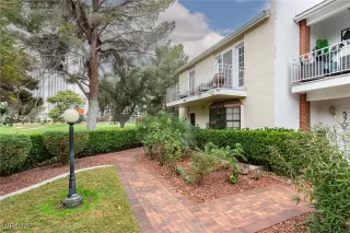 Photo #3: 2736931 Listing 