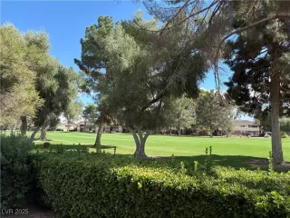 Photo #5: 2736931 Listing 