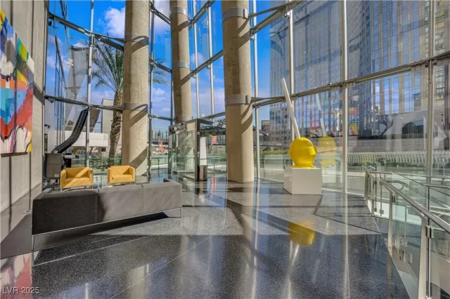 MLS: 2736943 Condo For Sale