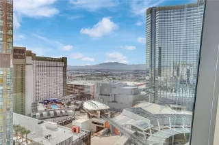 Photo #2: 2736943 Listing 