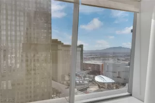 Photo #4: 2736943 Listing 