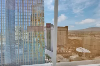 Photo #5: 2736943 Listing 