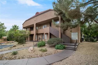 Photo #2: 2736945 Listing 
