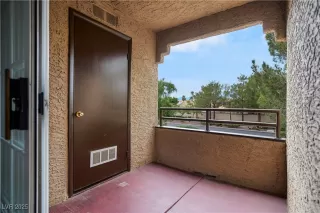 Photo #4: 2736945 Listing 