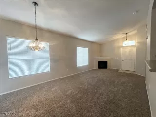 Photo #1: 2736947 Listing 