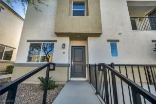 Photo #1: 2736951 Listing 