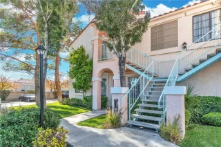 Photo #2: 2736953 Listing 