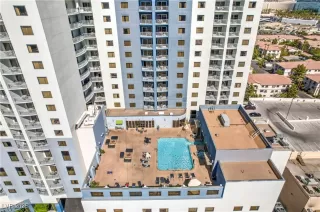 Photo #2: 2736955 Listing 