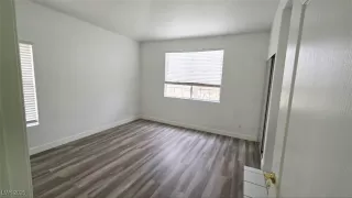 Photo #6: 2736973 Listing 