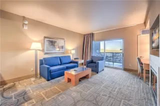 Photo #3: 2736974 Listing 