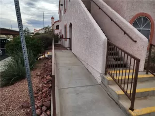 Photo #4: 2736980 Listing 