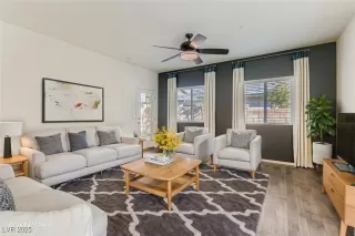 Photo #4: 2736993 Listing 