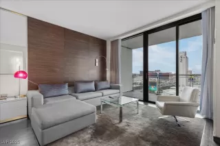 Photo #2: 2737014 Listing 