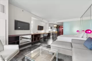 Photo #3: 2737014 Listing 