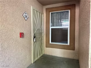 Photo #5: 2737046 Listing 