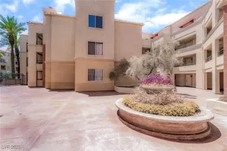 Photo #3: 2737049 Listing 