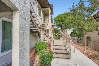 Photo #3: 2737084 Listing 