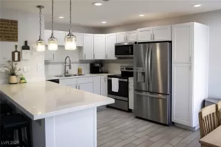 Photo #6: 2737097 Listing 