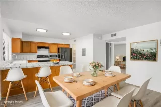 Photo #1: 2737098 Listing 