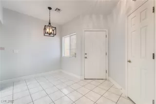 Photo #1: 2737153 Listing