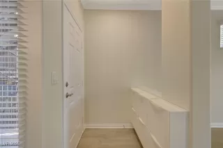 Photo #3: 2737156 Listing 