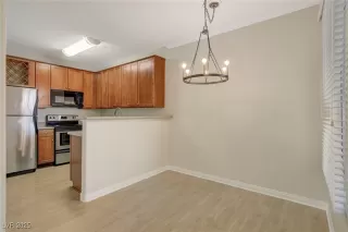 Photo #4: 2737156 Listing 