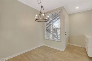 Photo #5: 2737156 Listing 