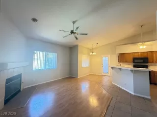 Photo #1: 2737158 Listing 