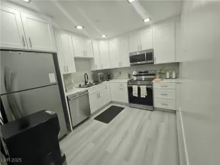 Photo #4: 2737168 Listing 