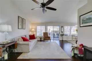 Photo #4: 2737195 Listing 