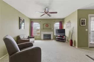 Photo #3: 2737337 Listing 