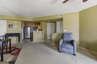 Photo #4: 2737337 Listing 